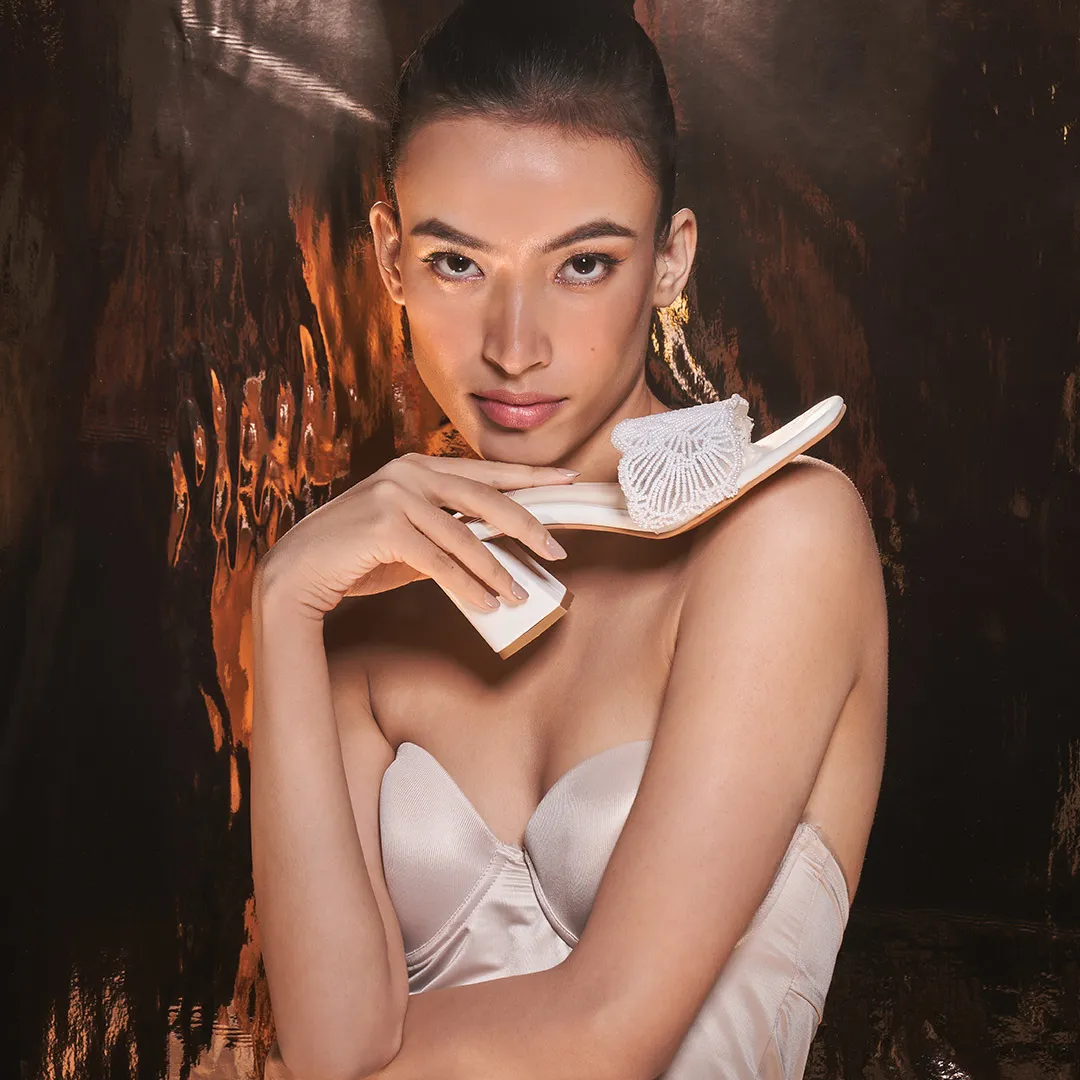 Liza Pearly White Heels