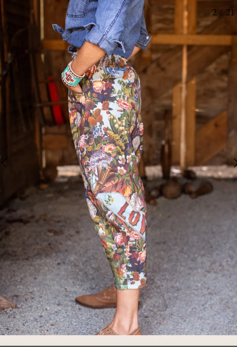 Market Of Stars - Cropped Linen/Bamboo Artist Pants